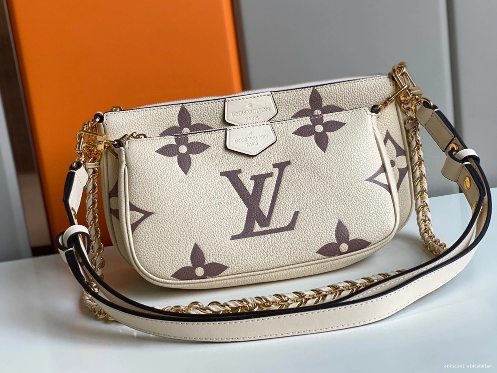 Official oldcobbler LOUIS MULTI ACCESSOIRES VUITTON POCHETTE 0711